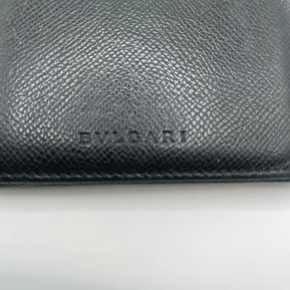 Bvlgari - authentic - black leather Men’s / unisex bi-fold wallet - GUC